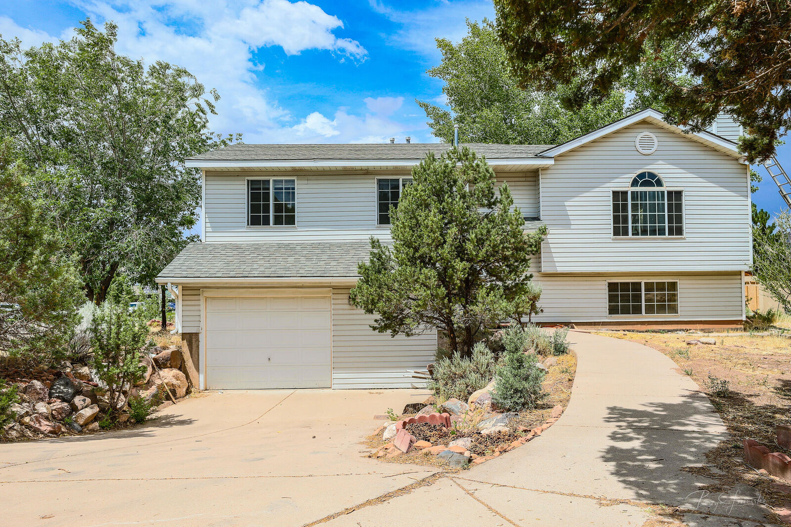 Property Photo: 1201 S 860 W UT 84720