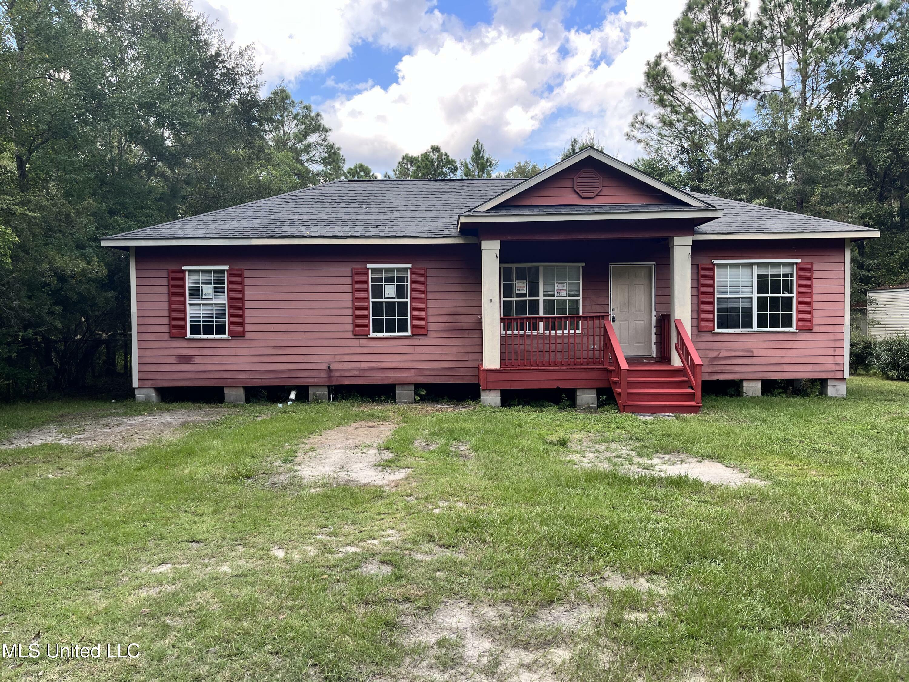 Property Photo:  2032 Laurel Glen Road  MS 39553 