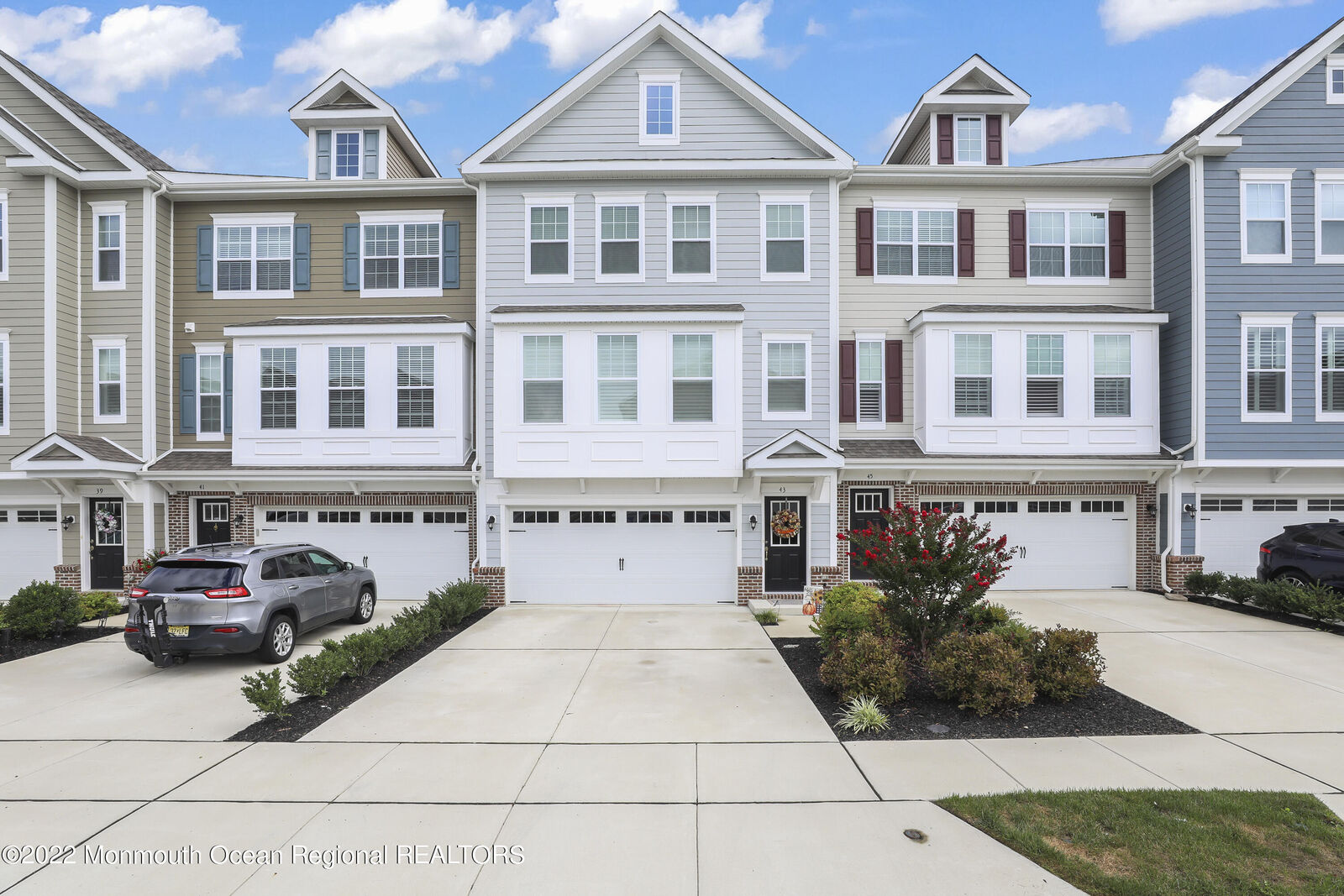 Property Photo: 43 Eddy Way NJ 08053