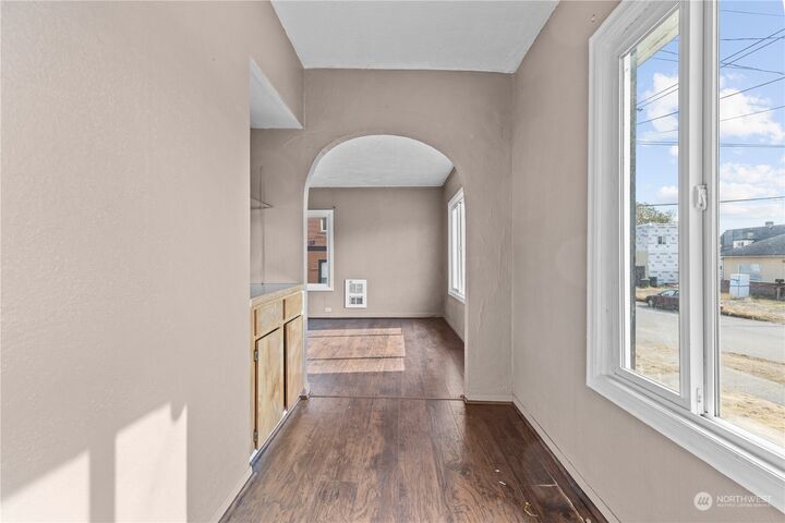 Property Photo:  212 N M Street  WA 98520 