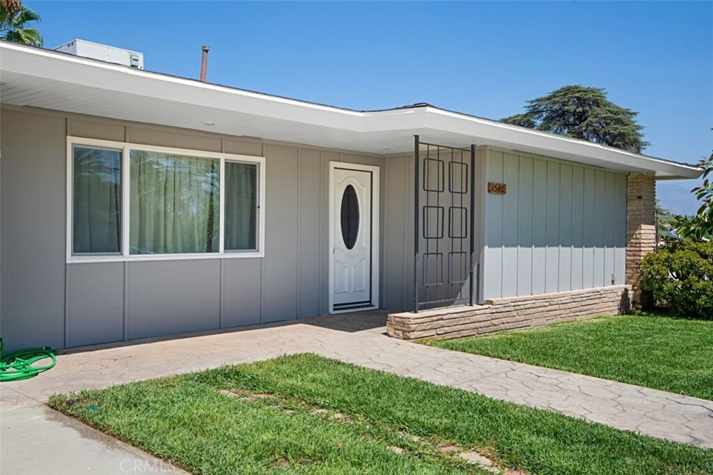 Property Photo:  1540 W 7th Street  CA 92411 