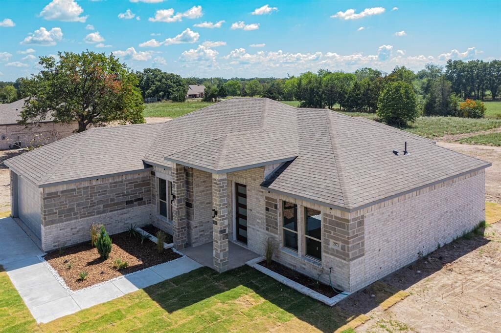 Property Photo:  2971 County Road 3121  TX 75402 