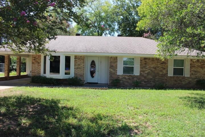 Property Photo:  101 Green Meadows  TX 75835 