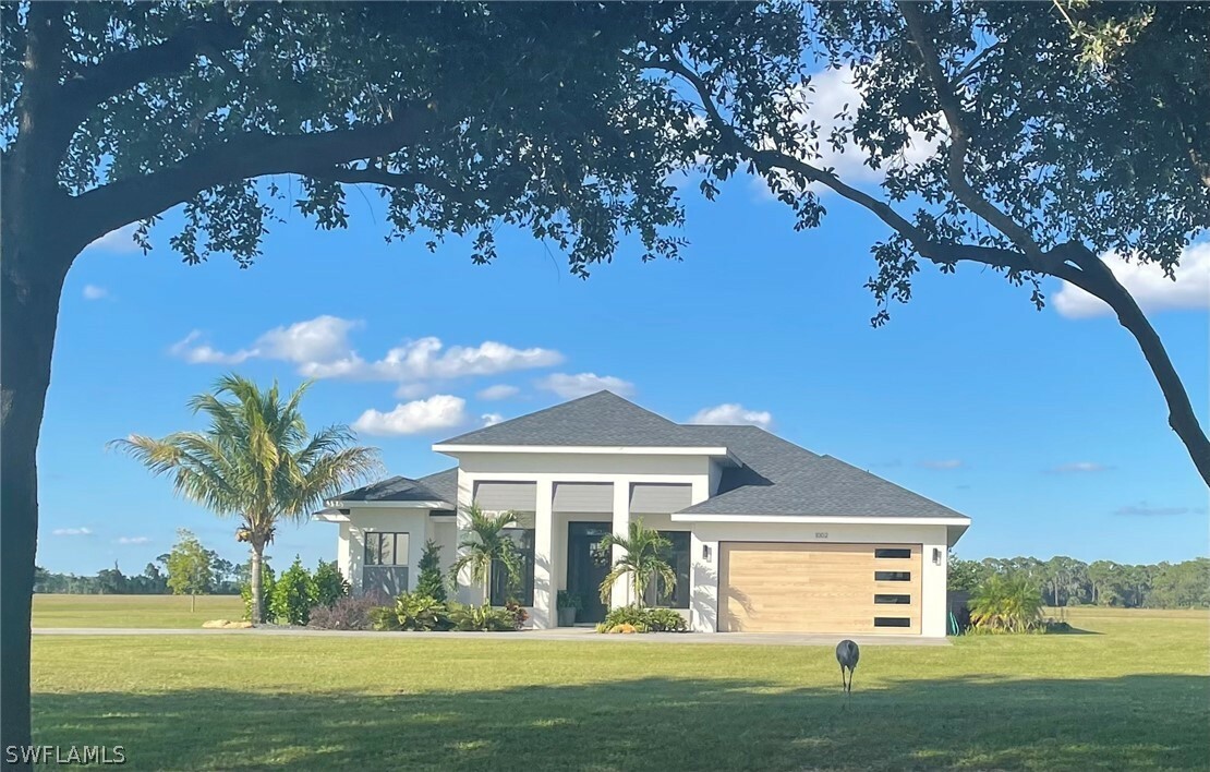 Property Photo: 1002 Lake Reserve Road FL 33875