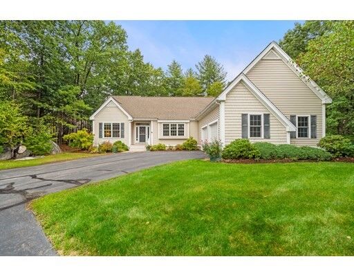 Property Photo: 6 Landview Rd 6 MA 01886