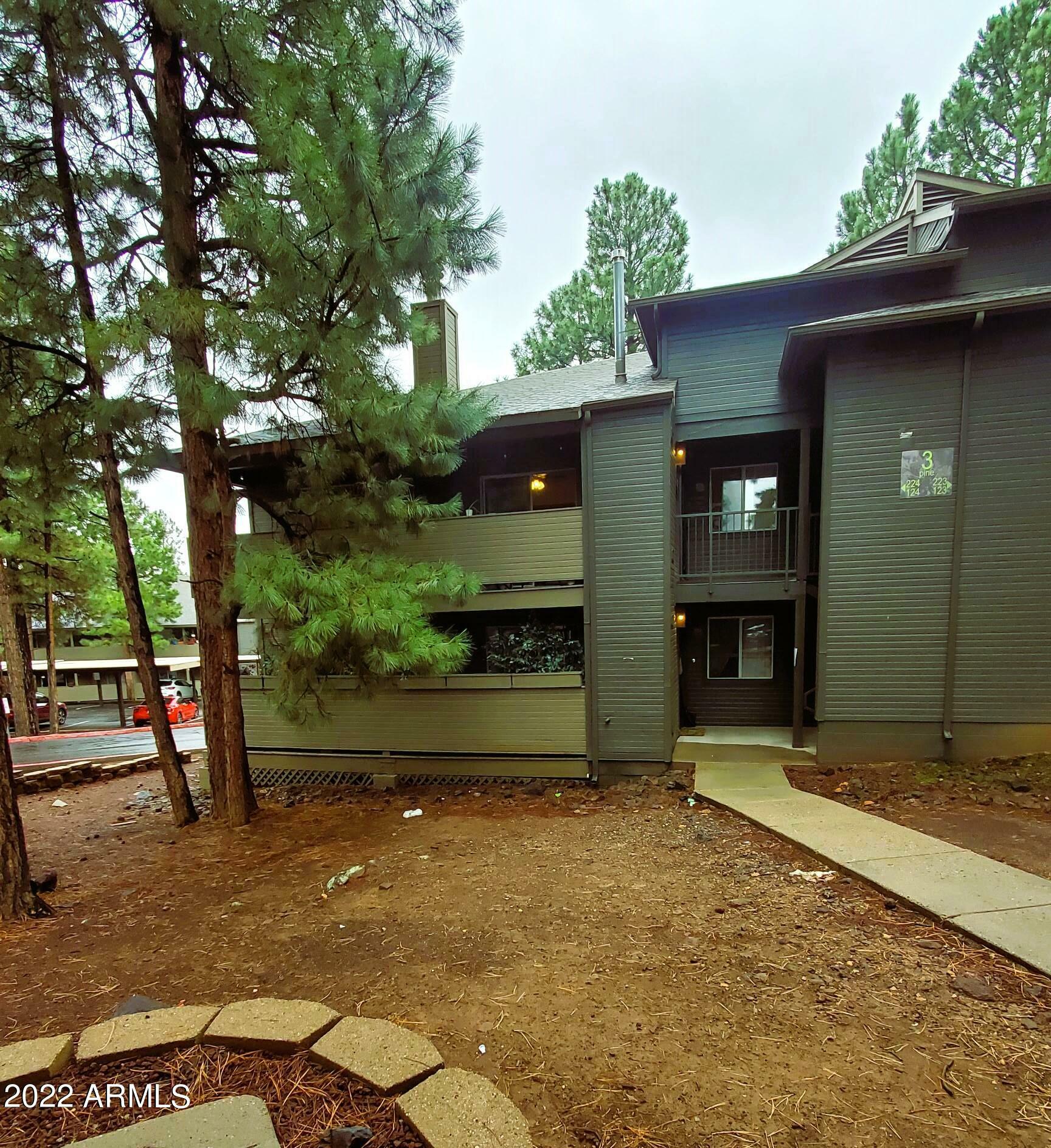 Property Photo:  1385 W University Avenue 124  AZ 86001 