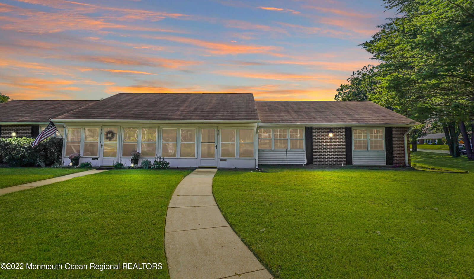 Property Photo:  845 Thornhill Court  NJ 08701 