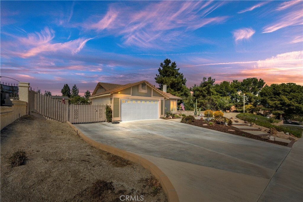 Property Photo:  6753 Ridgeside Drive  CA 92506 