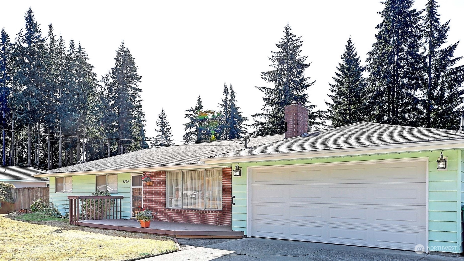 Property Photo:  4330 104th Place NE  WA 98271 