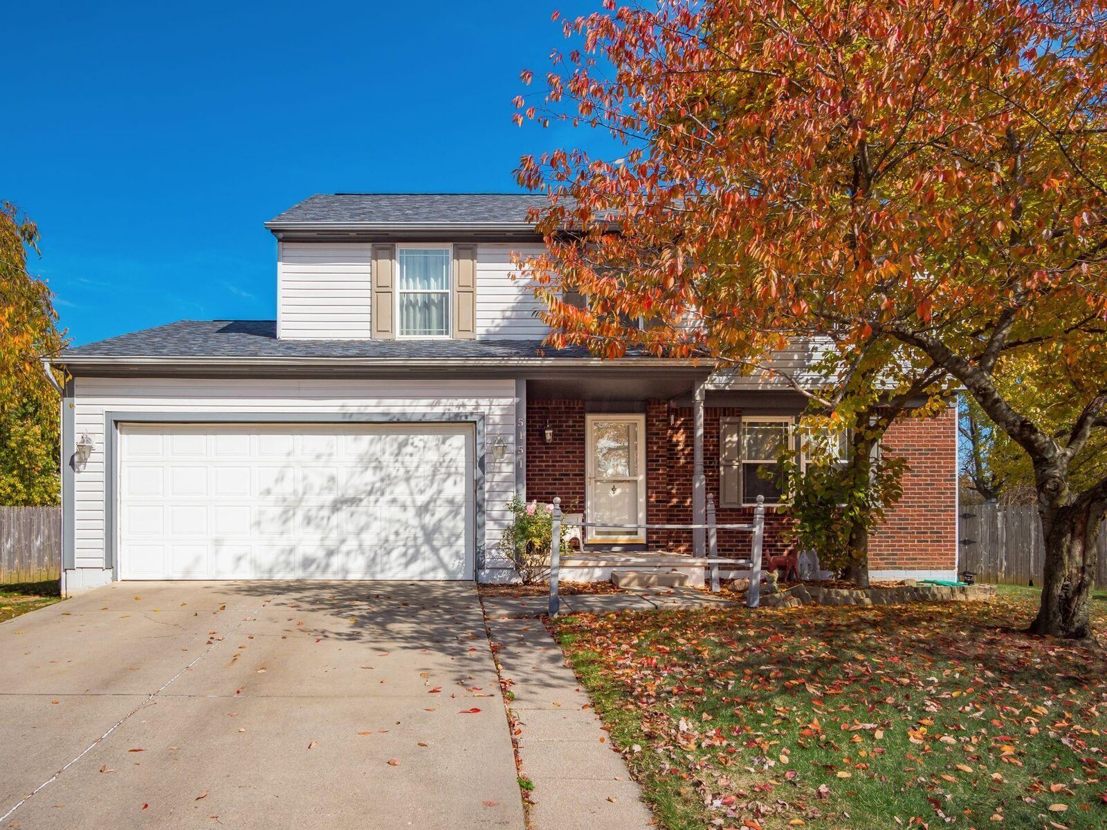 Property Photo: 5151 Moonmist Court OH 43228