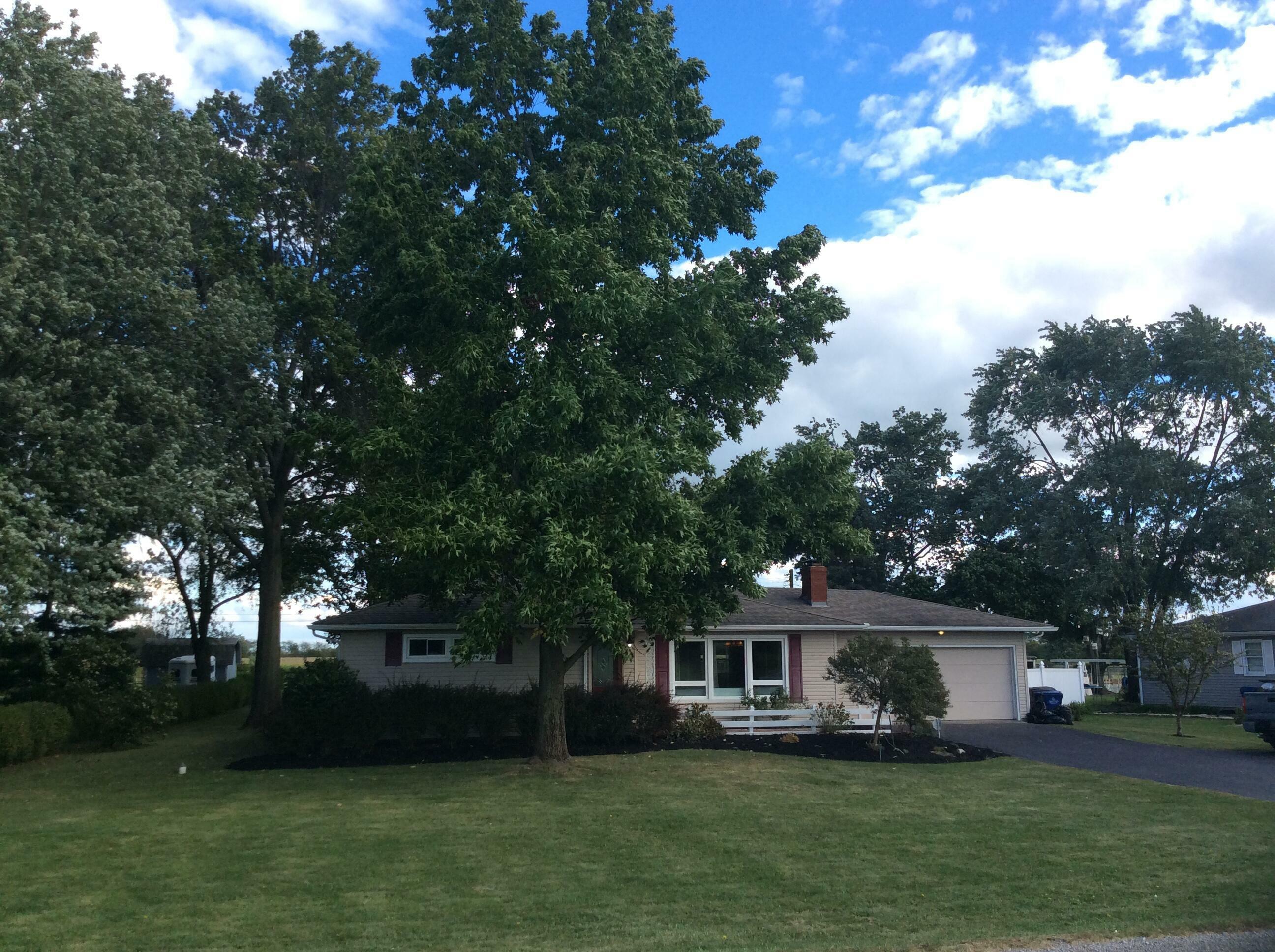 Property Photo:  5625 Grove City Road  OH 43123 