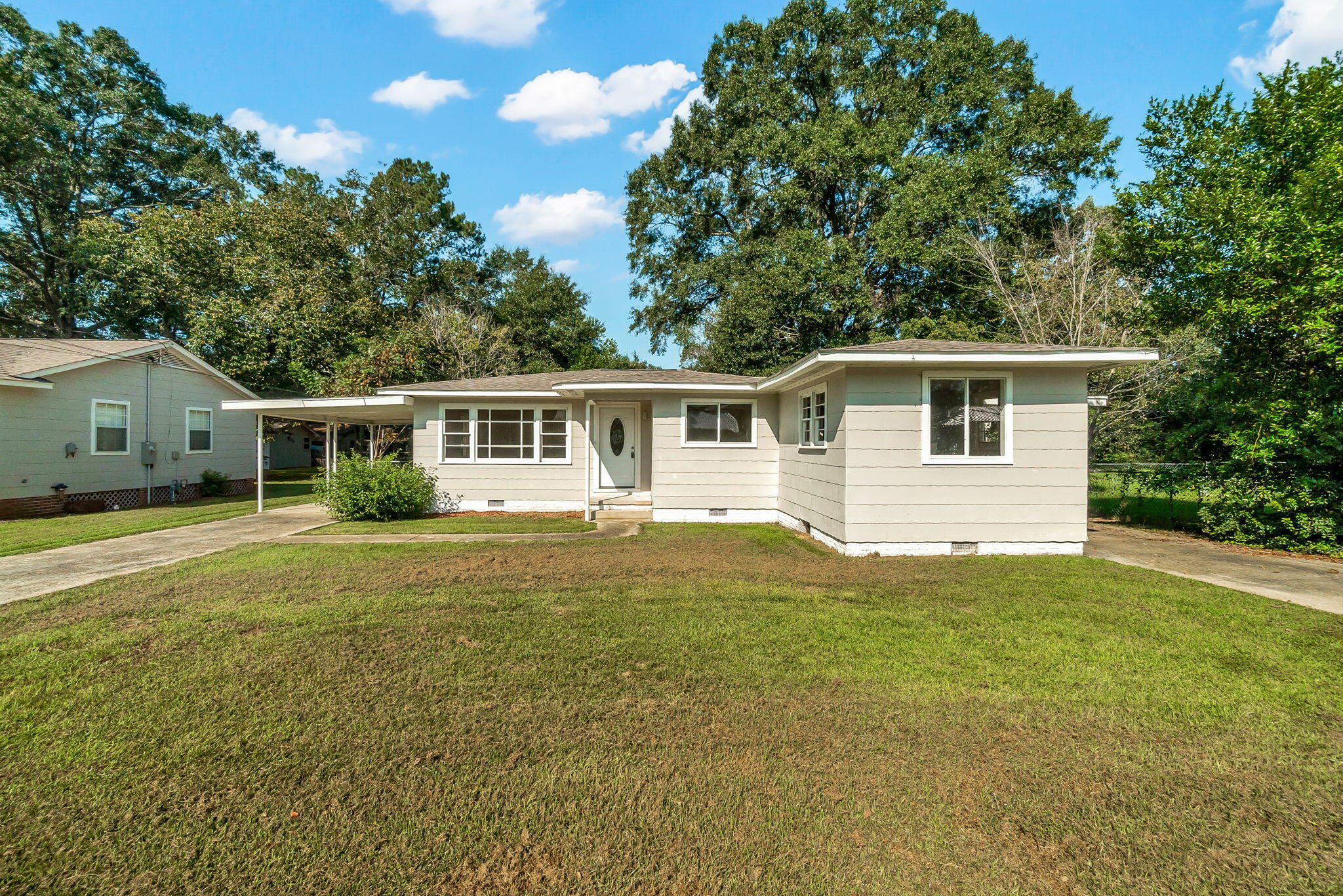 Property Photo:  211 Waller St.  MS 39465 