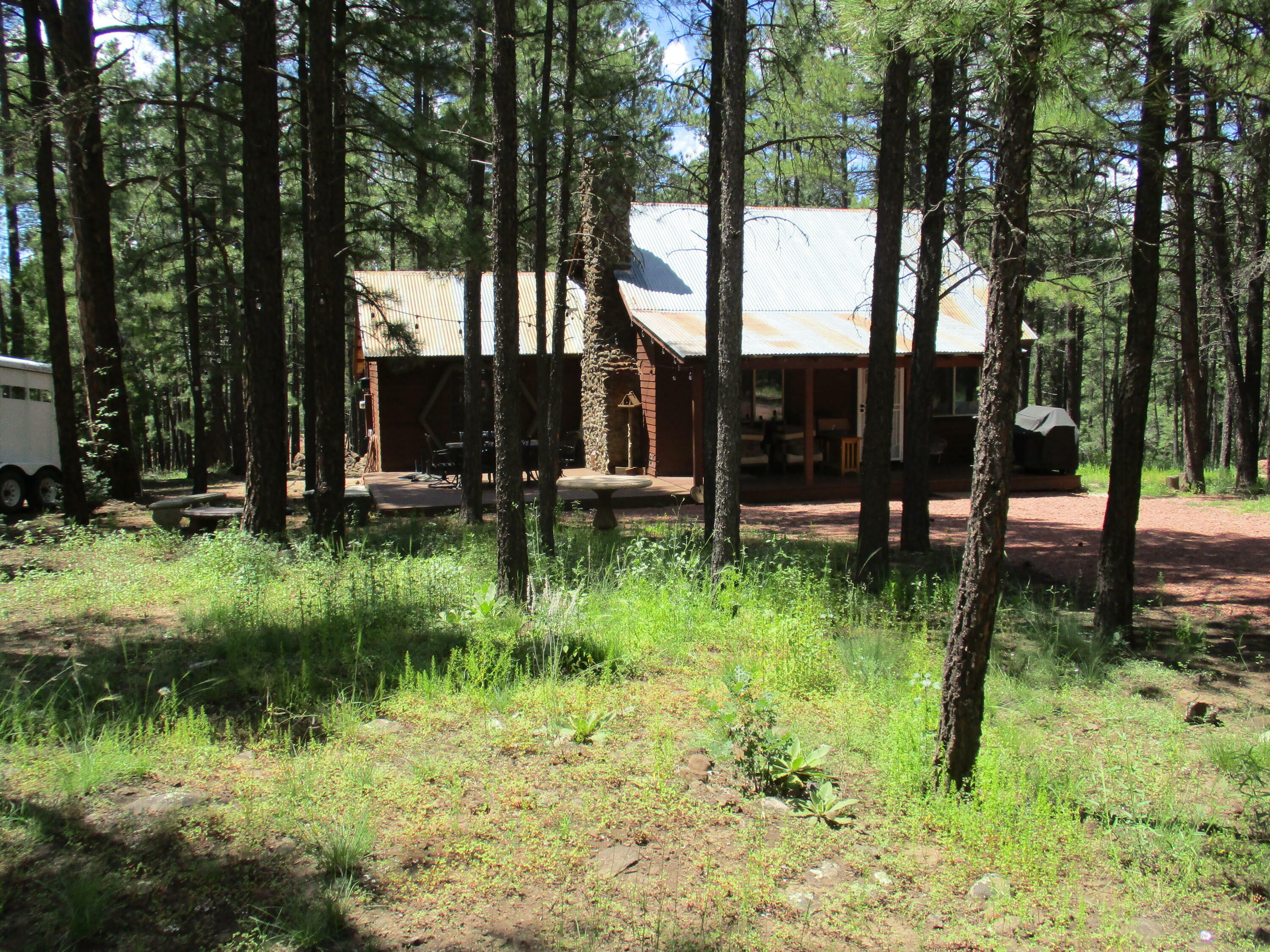 Property Photo:  532 Forest Lane  AZ 86024 