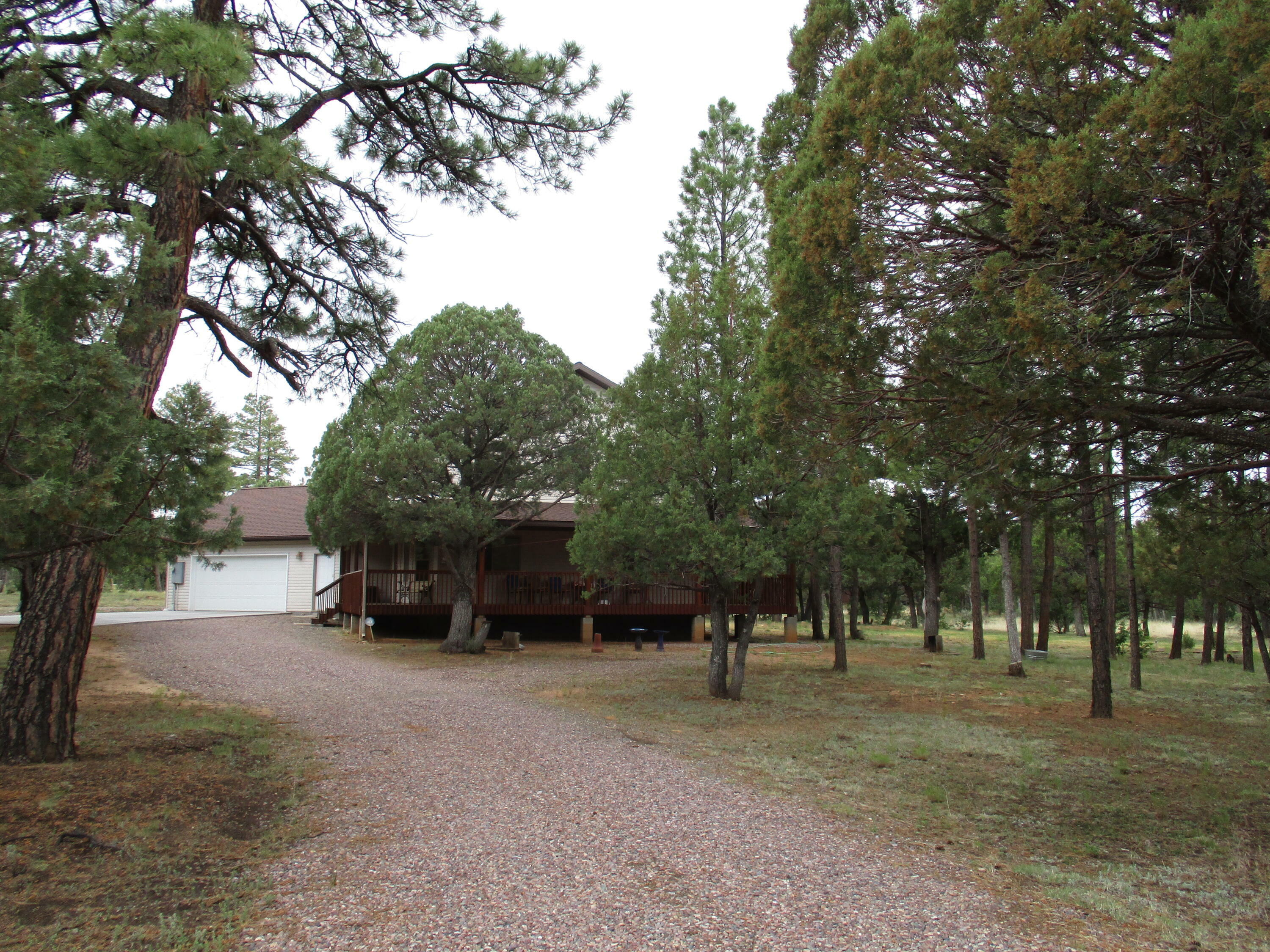 Property Photo:  2908 Roundup Lane  AZ 86024 