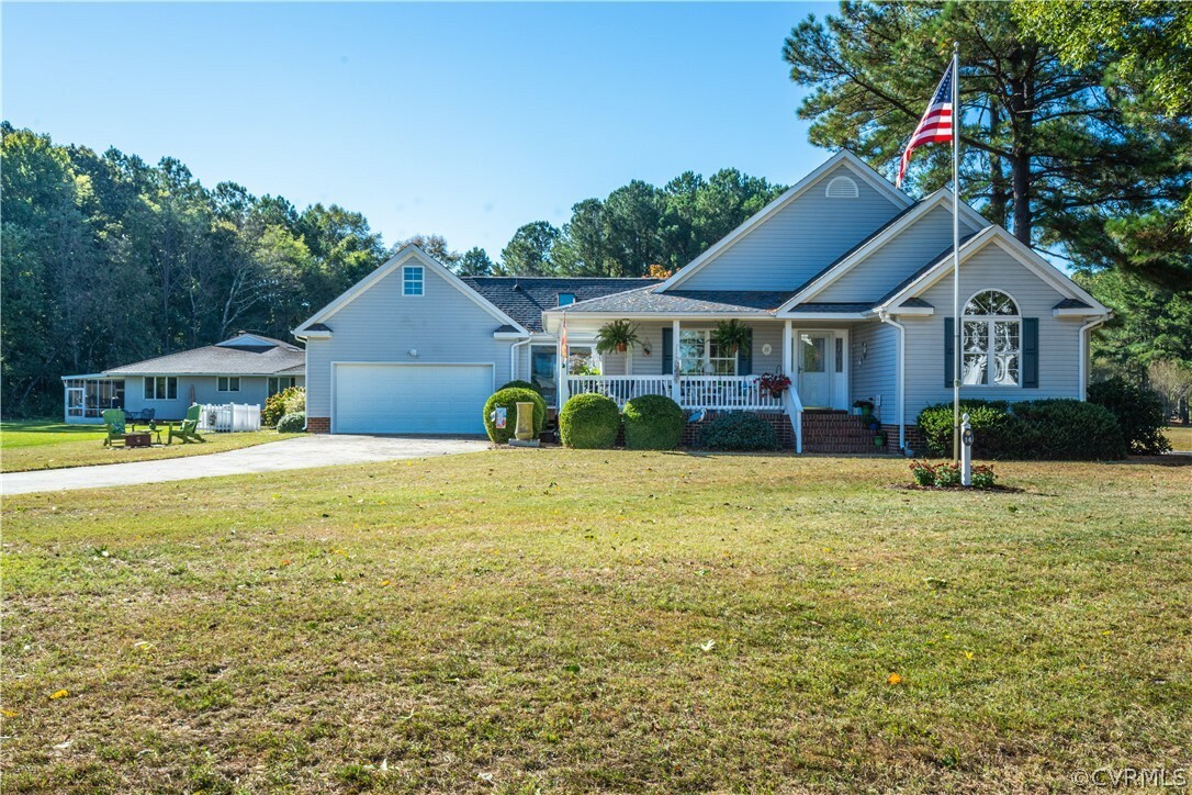 Property Photo: 14 Waters Edge Drive VA 23119