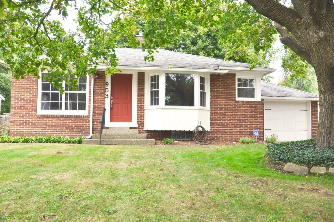 Property Photo: 953 Columbia Avenue MI 49423