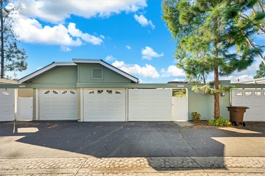 Property Photo:  23355 Caminito Marcial  CA 92653 