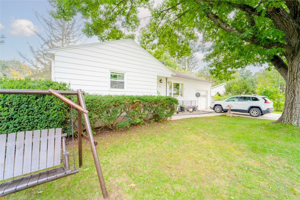 Property Photo:  4 Duchess Road  NY 13901 