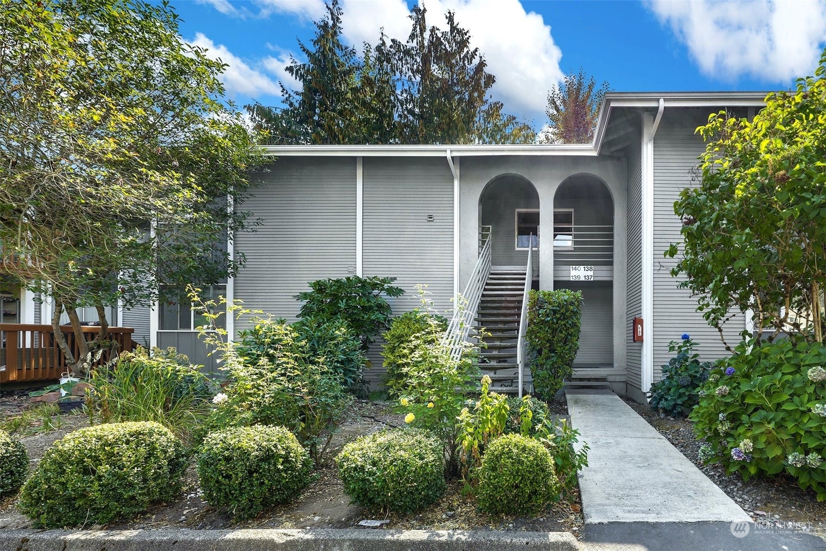 Property Photo: 17309 NE 45th Street 140 WA 98052