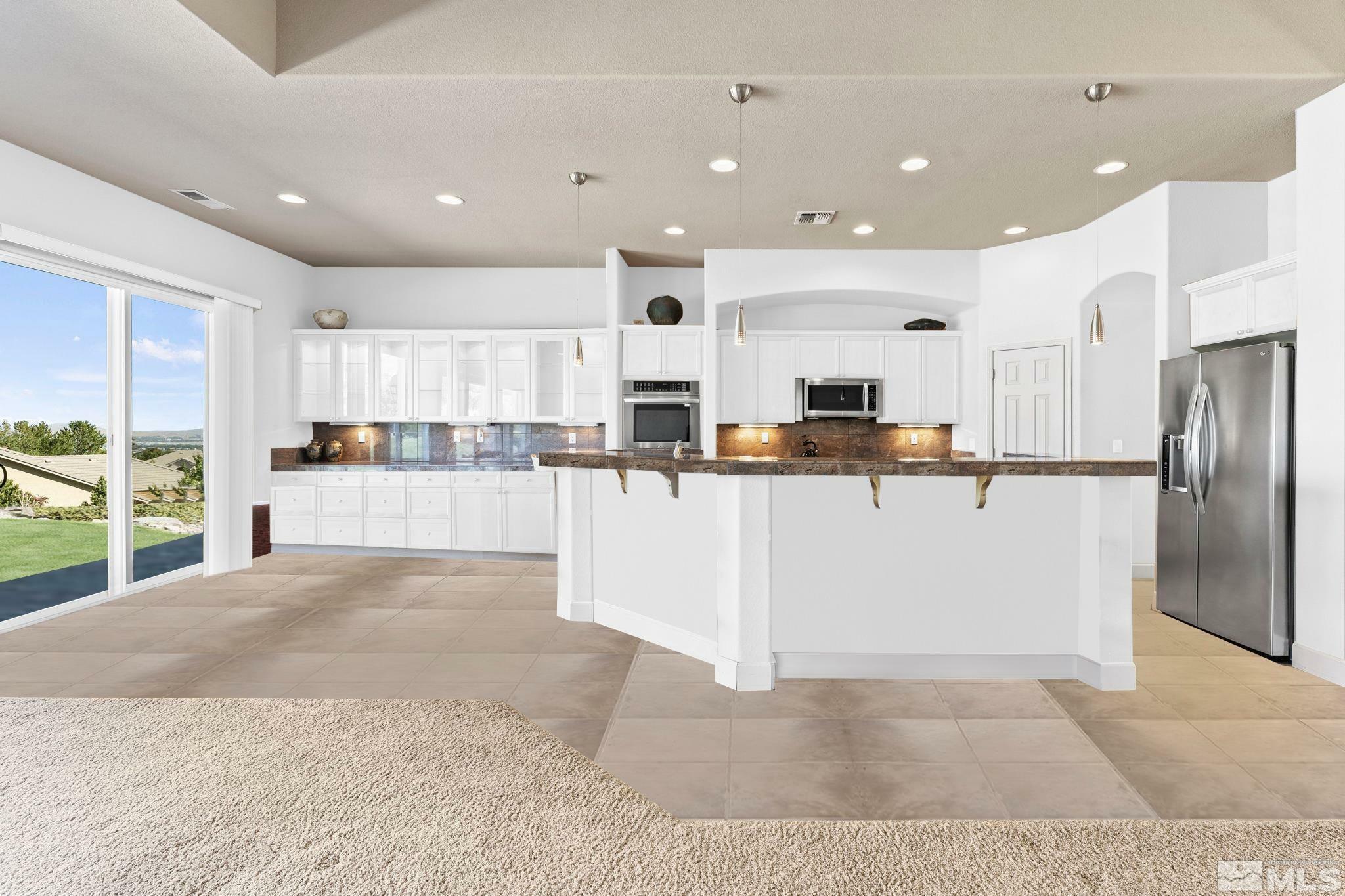 Property Photo: 2155 Kingman Ct NV 89511-3607