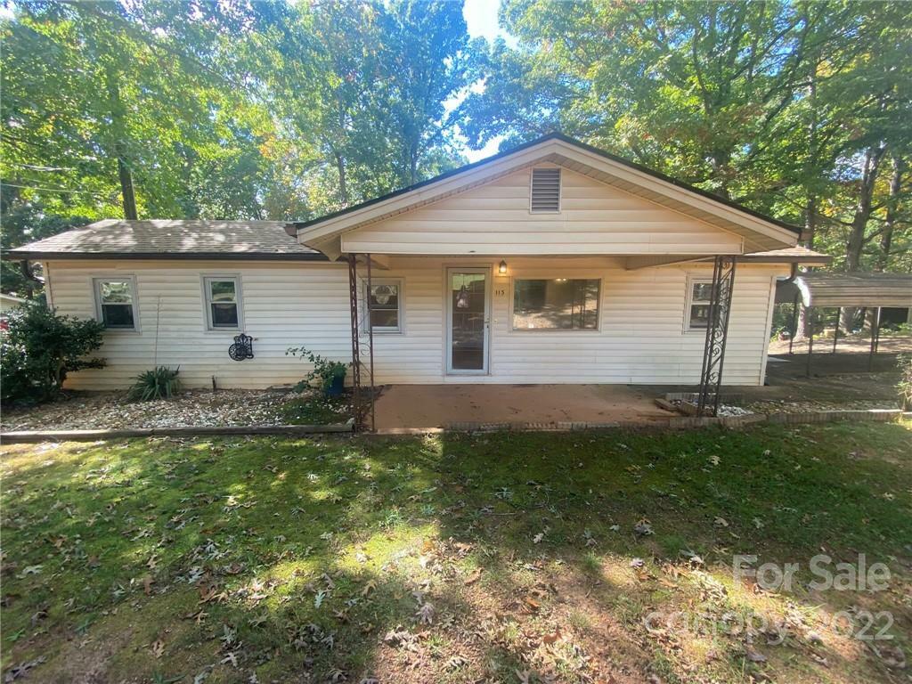 Property Photo:  113 11th Street NE  NC 28637 