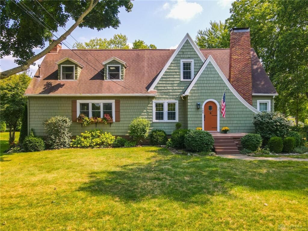 Property Photo: 195 Riverside Drive OH 45373