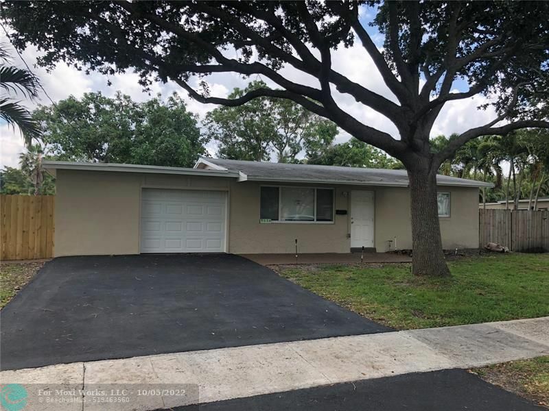 Property Photo:  5224 SW 92nd Ter  FL 33328 