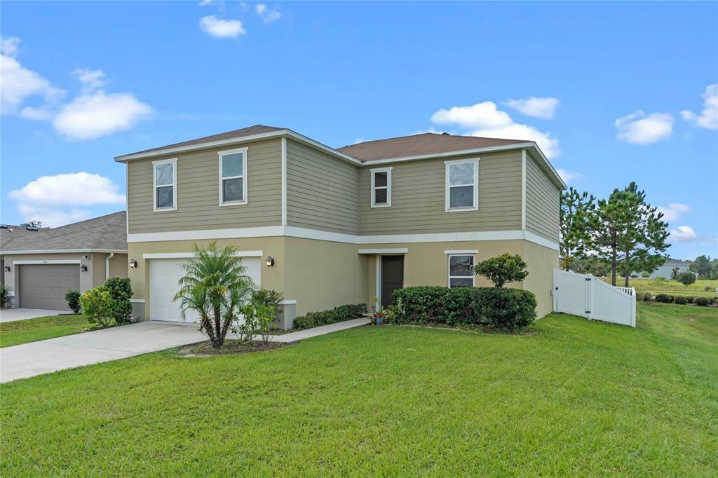 Property Photo:  2891 Mosshire Circle  FL 34772 