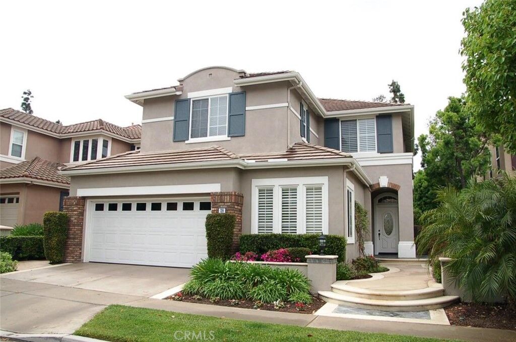 Property Photo:  28 Middleton  CA 92620 