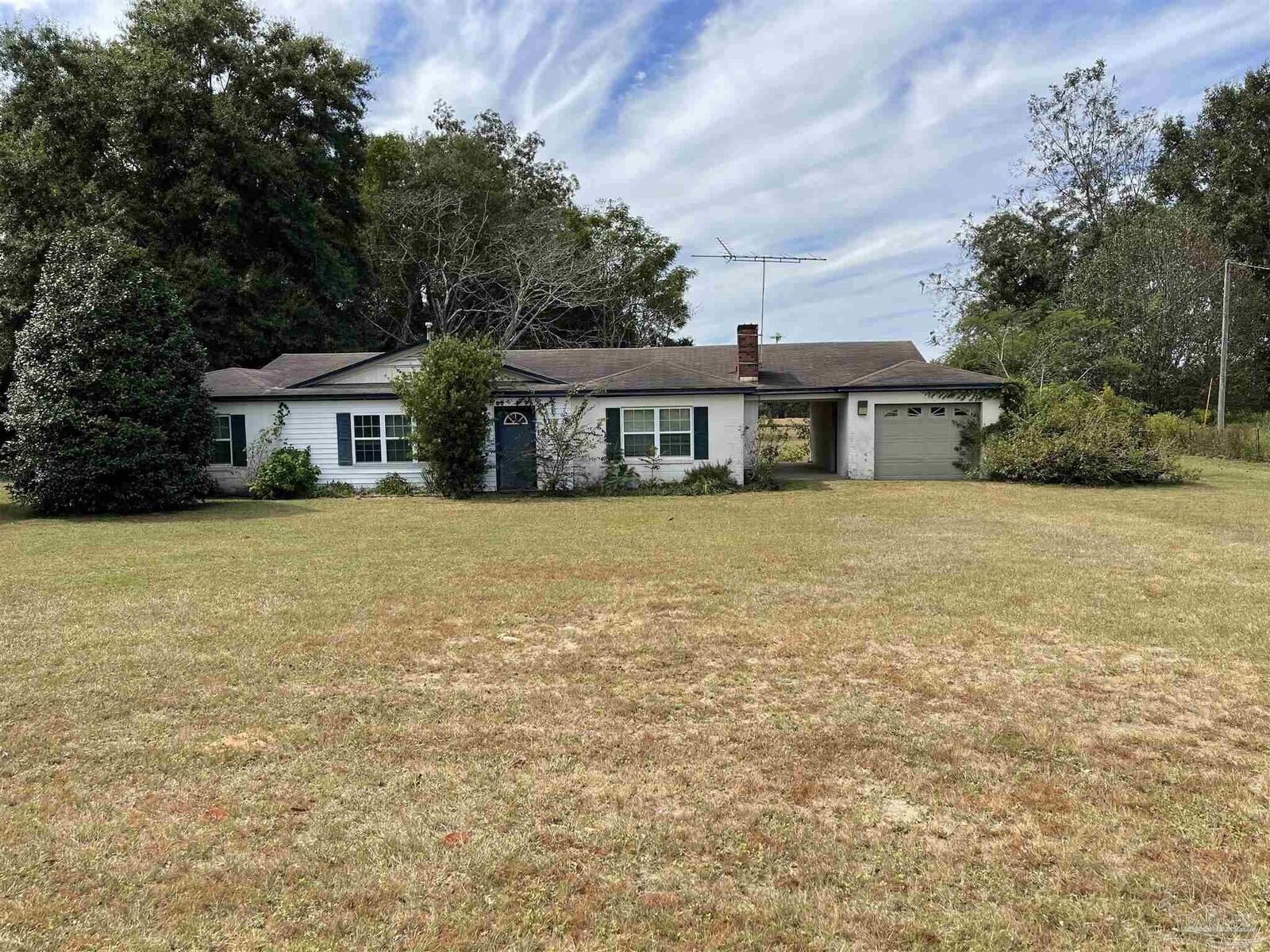 Property Photo:  3607 Gordon Land Rd  FL 32570 