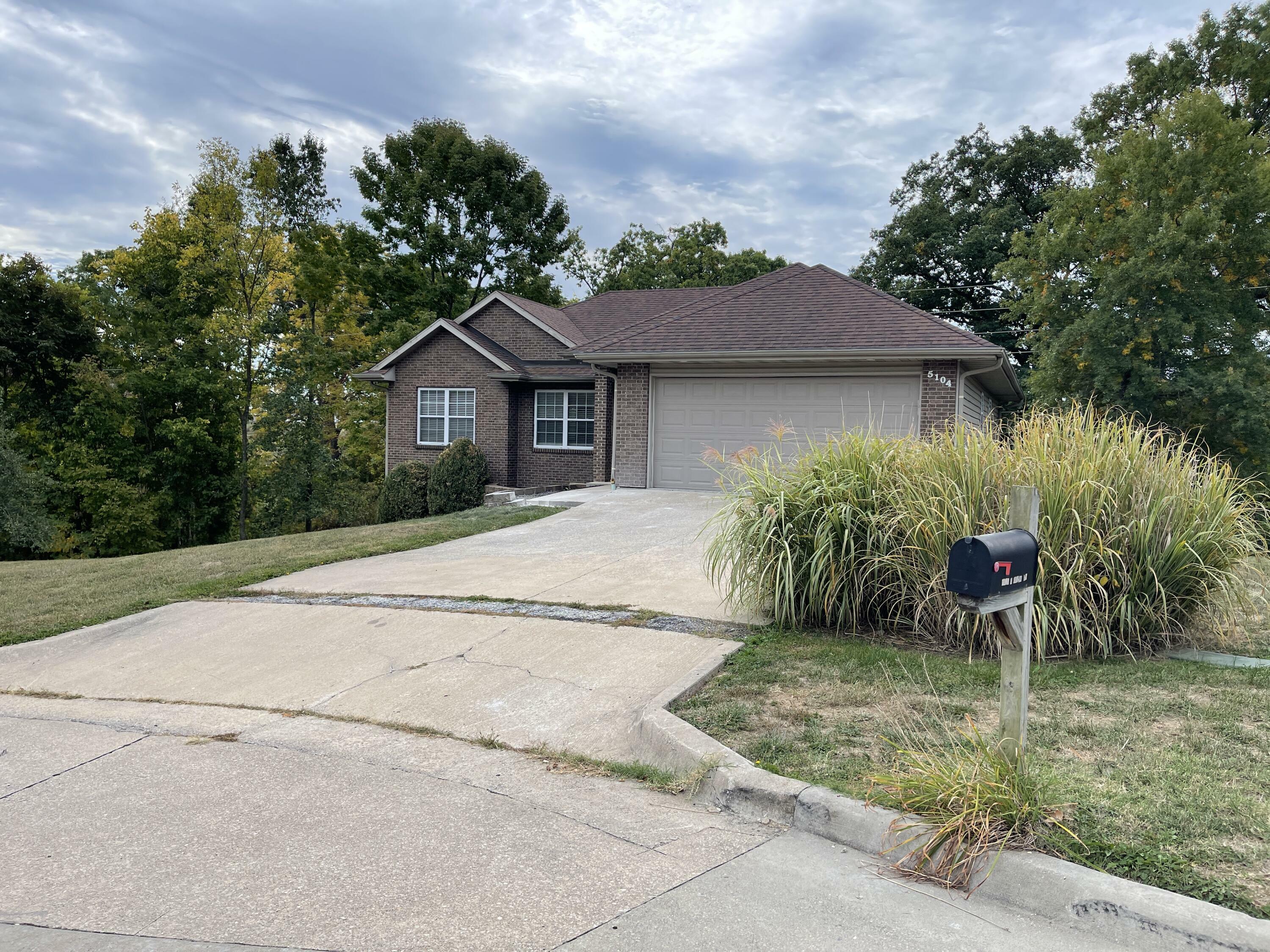 Property Photo:  5104 W Vance Ct  MO 65203 