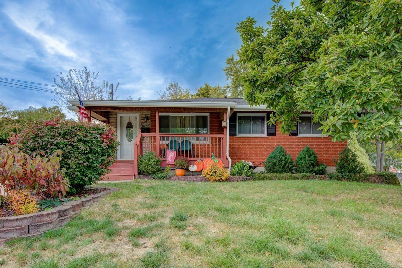 Property Photo: 10495 Wintergreen Ct OH 45241