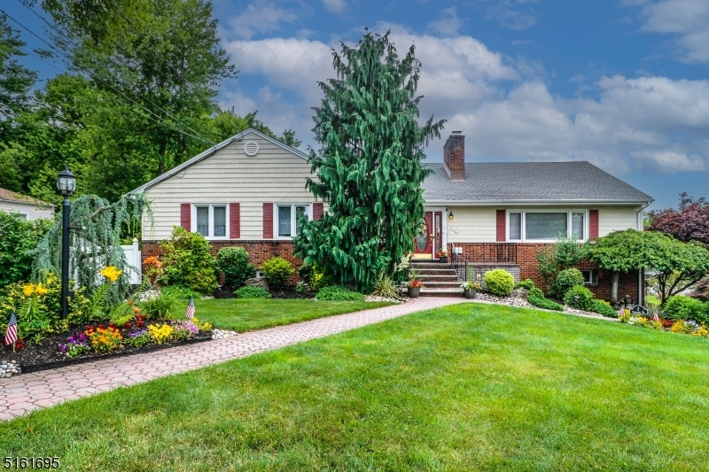 Property Photo: 2 Normandy Rd NJ 07067