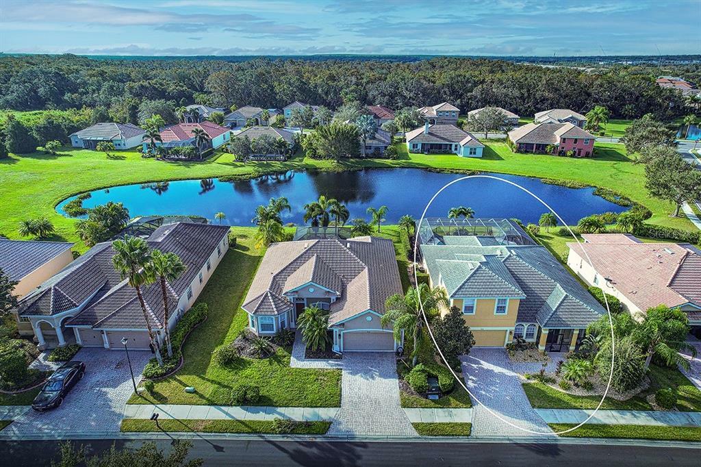 Property Photo: 9010 Kingsbury Place FL 34212
