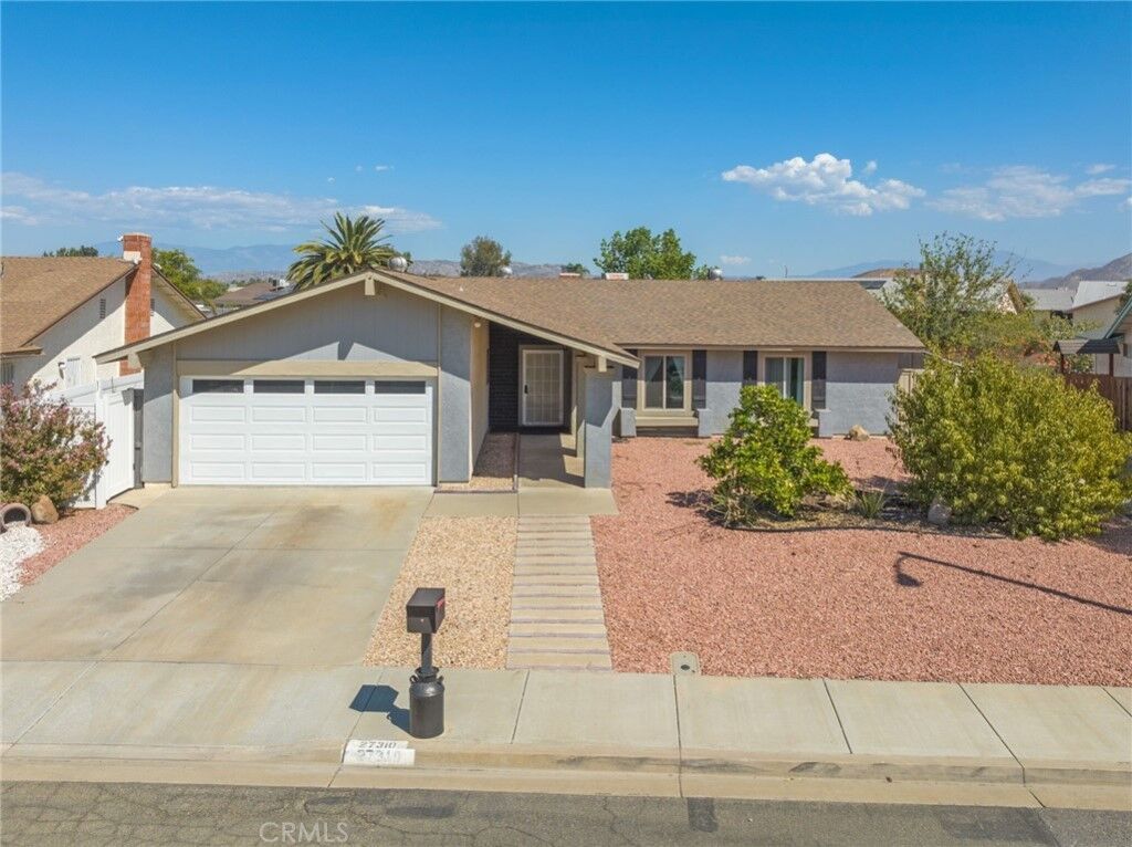 Property Photo: 27310 Ventan Street CA 92586