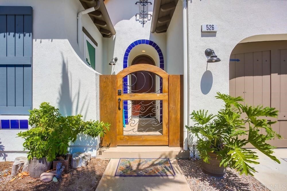 Property Photo: 526 Beach Street CA 92024