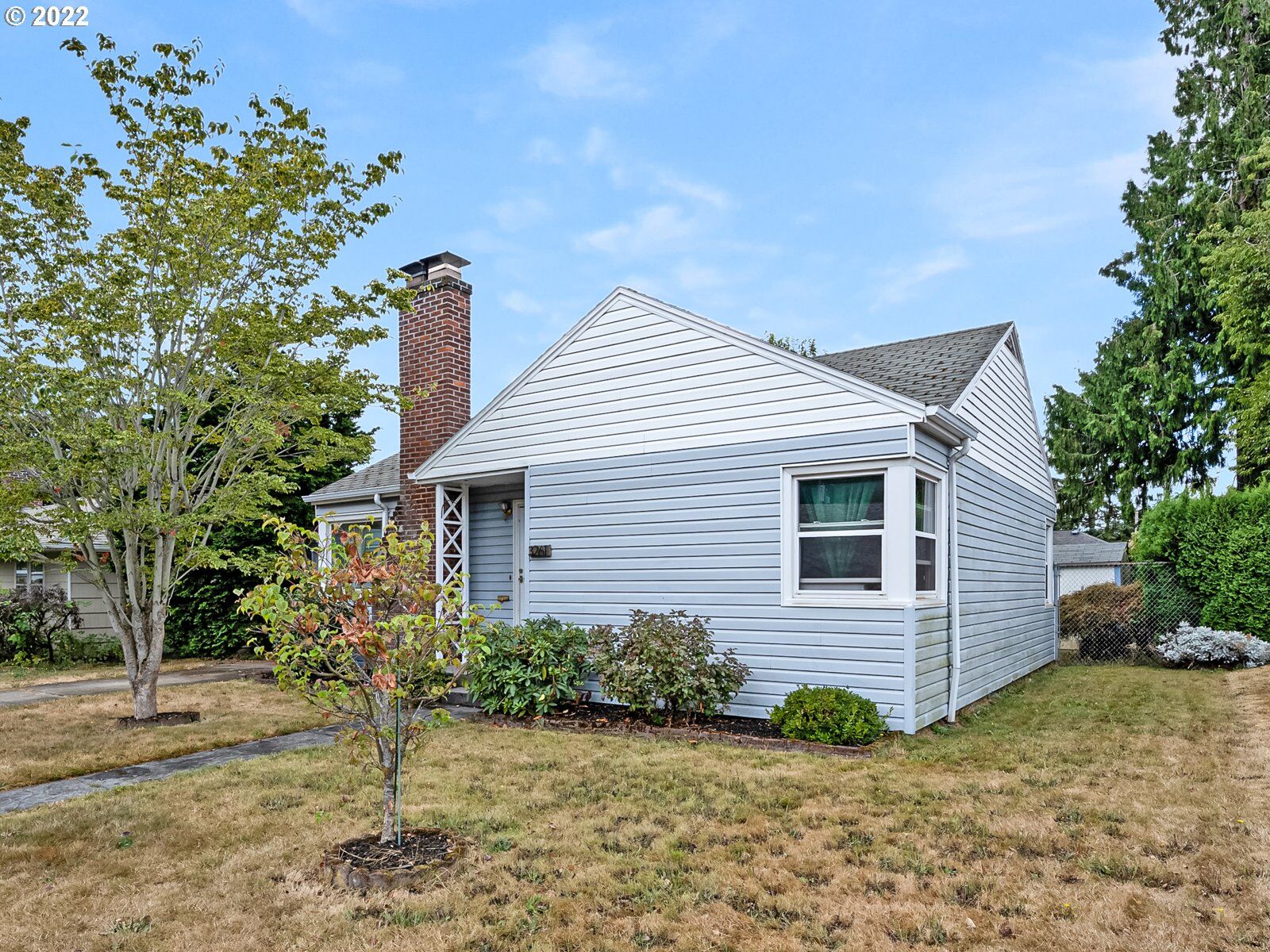 Property Photo: 3261 NE 88th Ave OR 97220