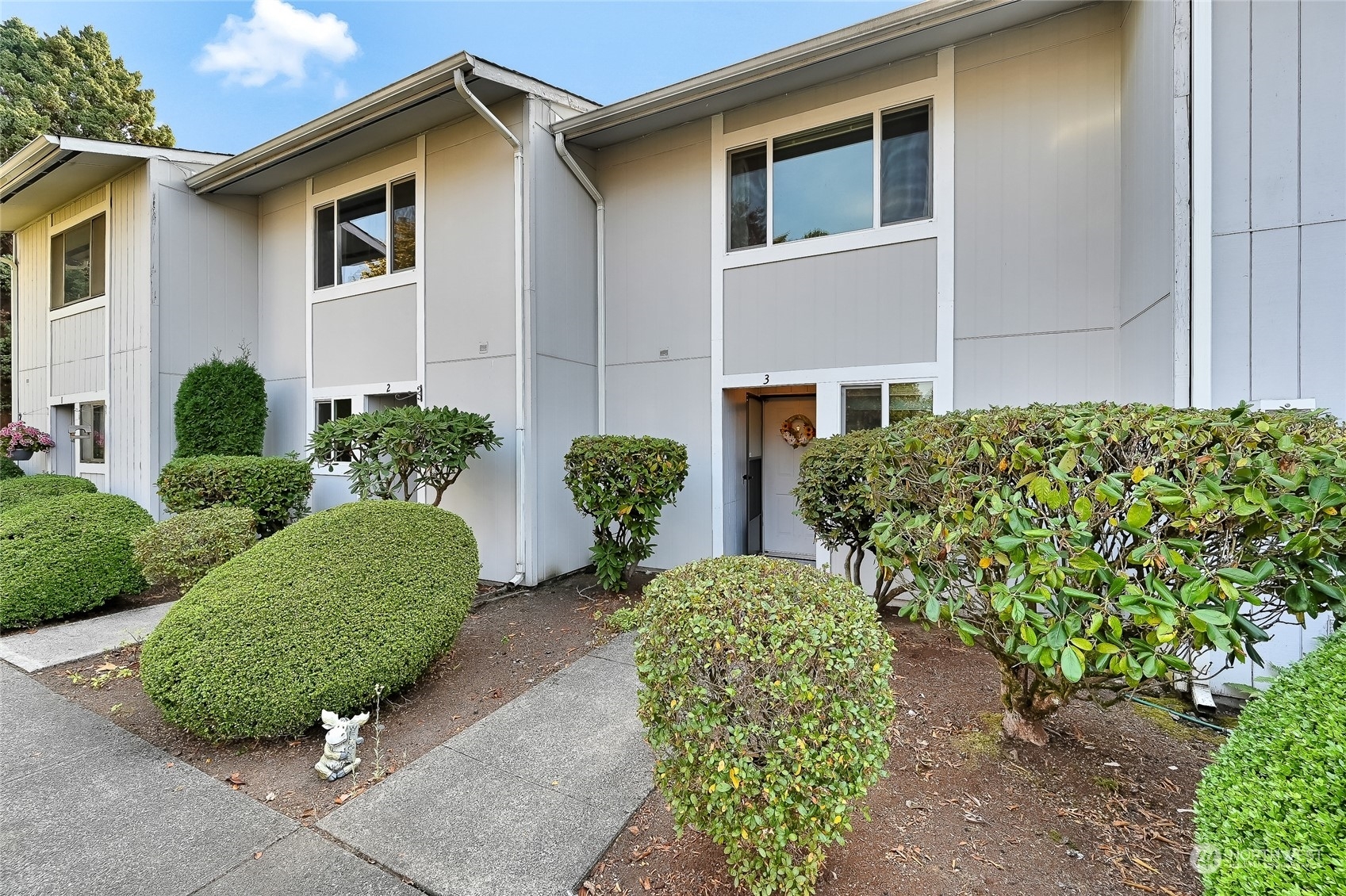 Property Photo: 25416 106th Avenue SE D3 WA 98030
