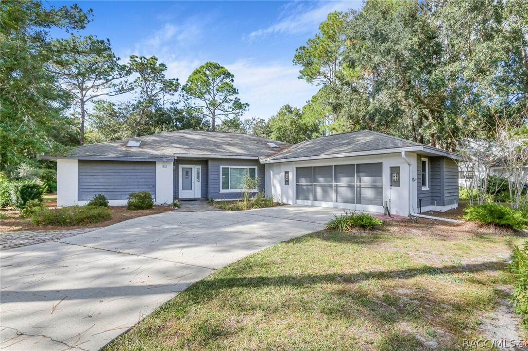 Property Photo:  154 Douglas Street  FL 34446 