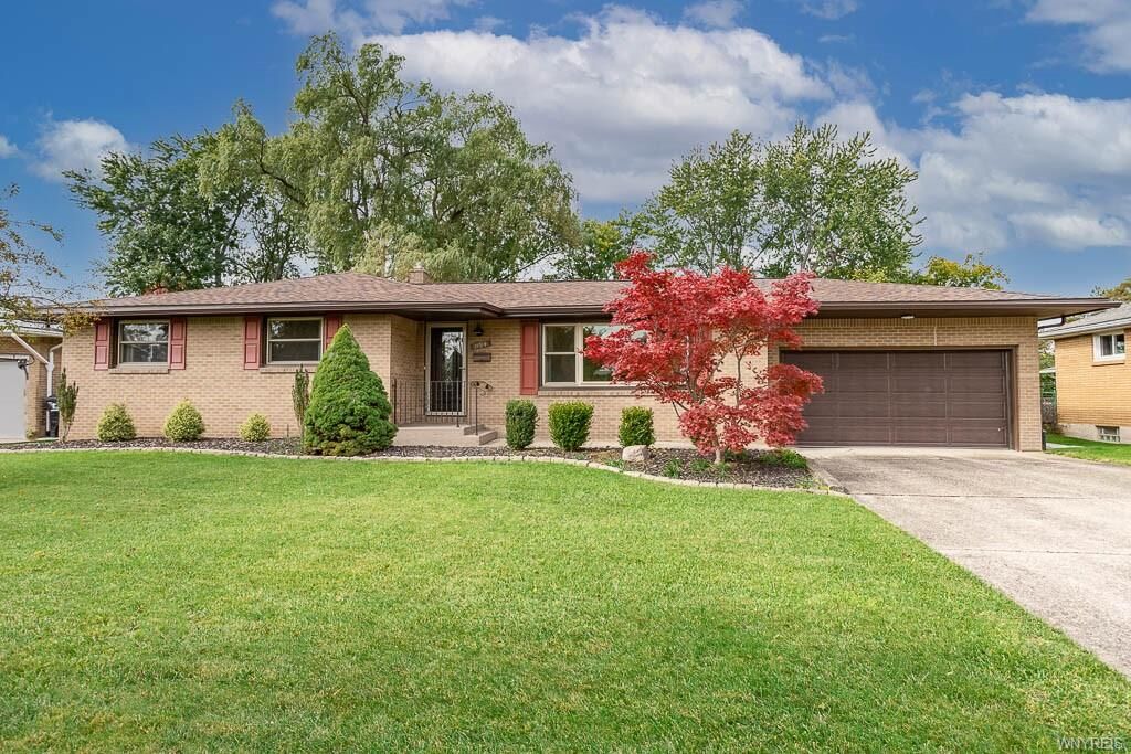 Property Photo:  1194 Woodstock Avenue  NY 14150 
