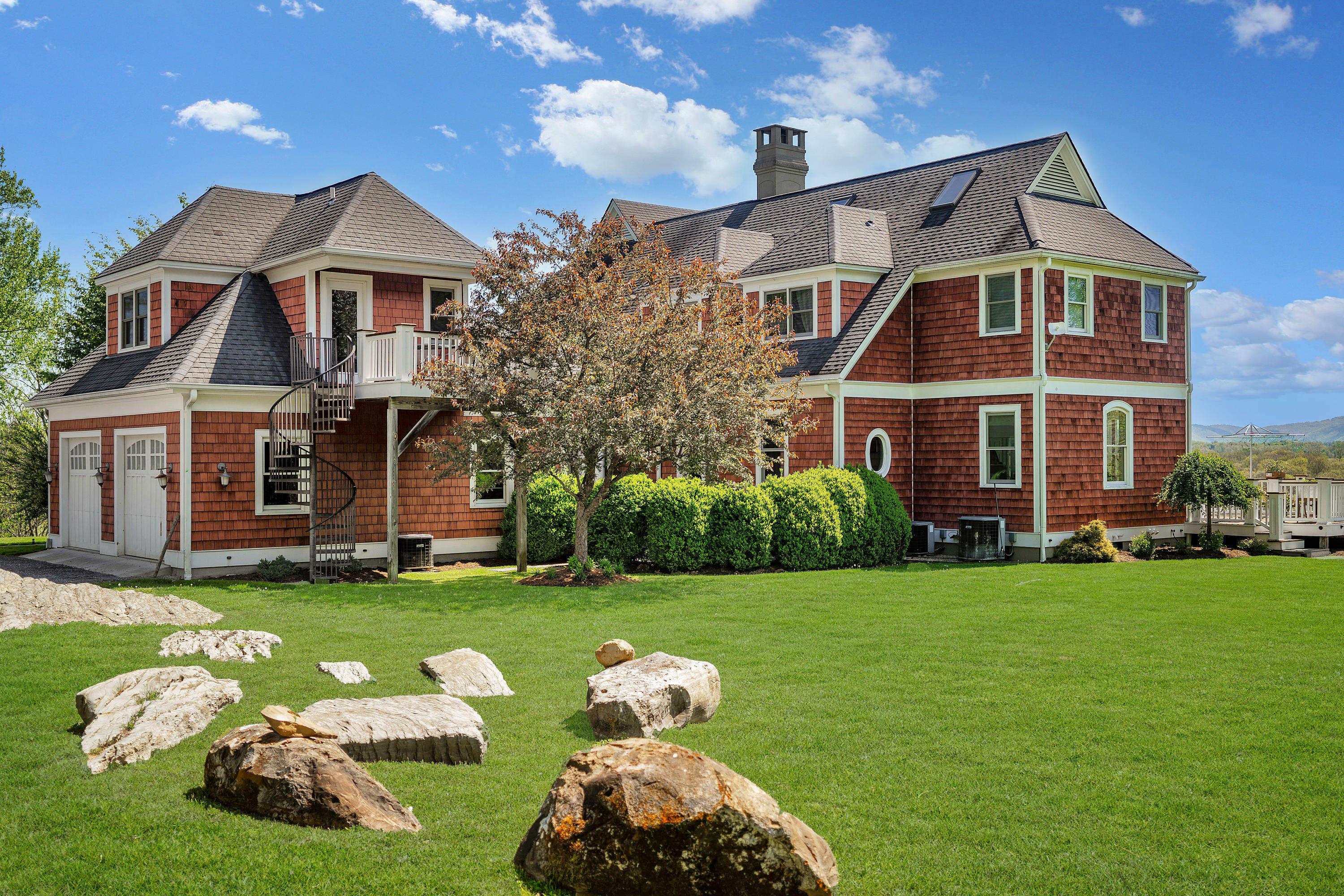Property Photo: 762 Rich Hollow Road WV 24901