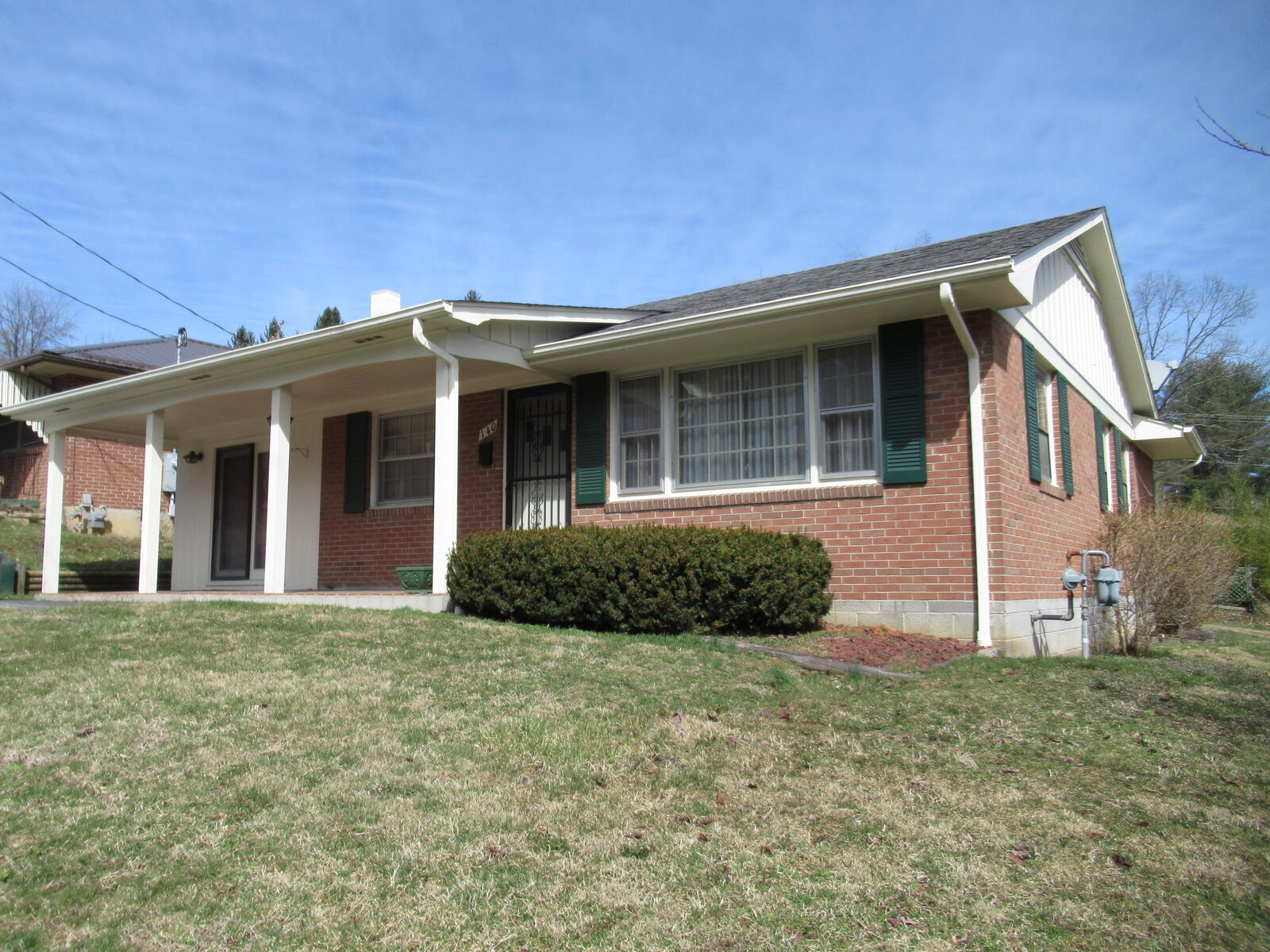Property Photo:  140 Herman St  WV 24970 