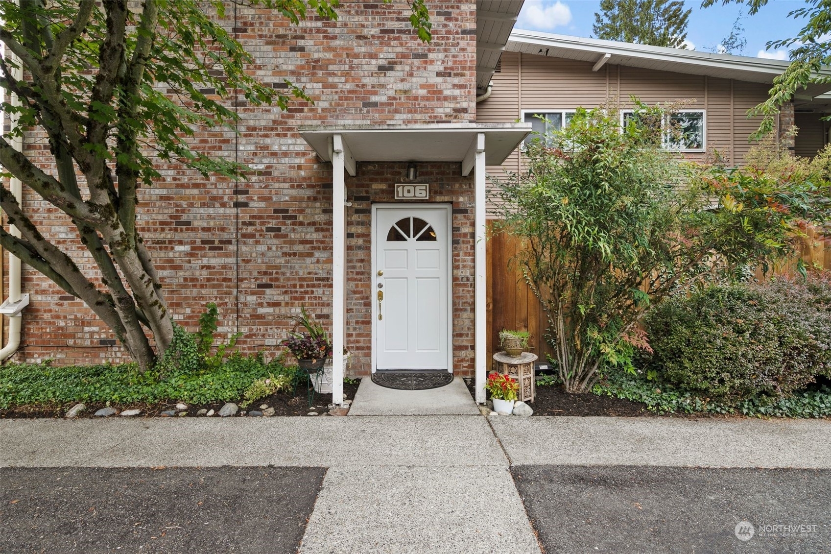 12251 SE 59th Street 106  Bellevue WA 98006 photo