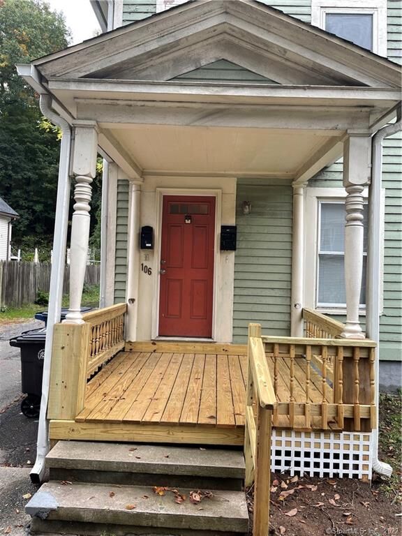 Property Photo:  106 Valley Street  CT 06515 