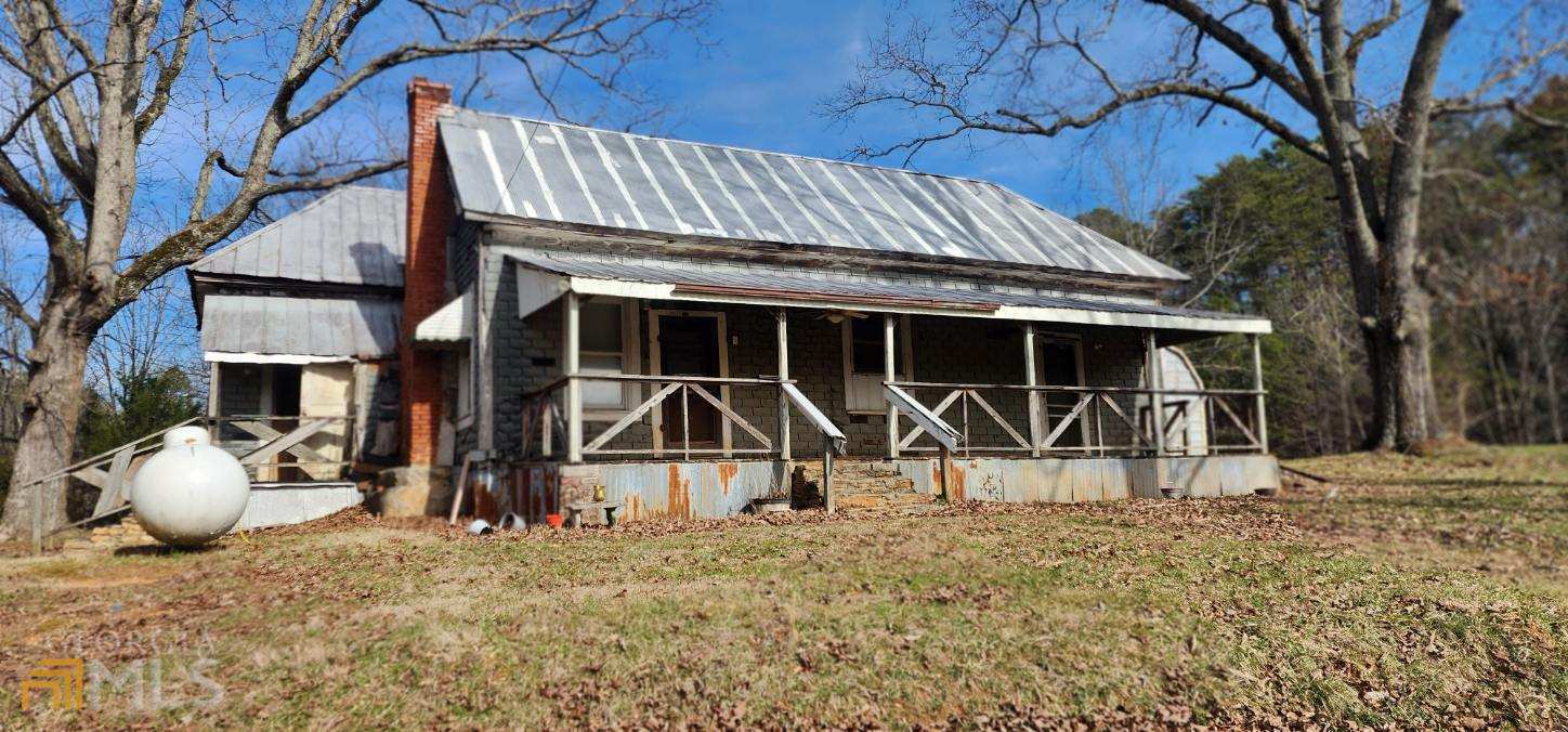Property Photo: 128 Cagle Road NE GA 30139
