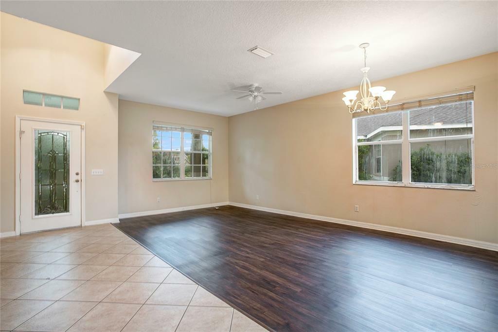 Property Photo:  11429 Laurel Brook Court  FL 33569 