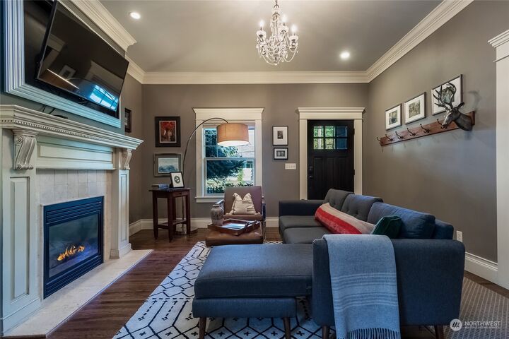 Property Photo:  736 Whitman Street  WA 99362 