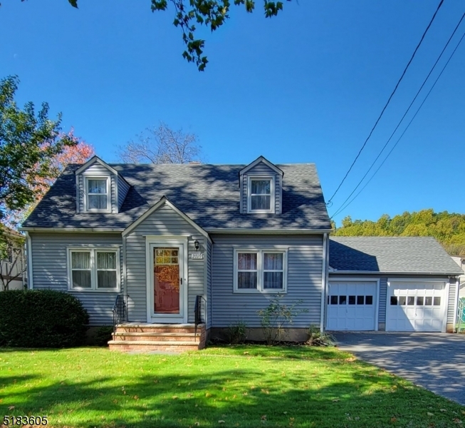 Property Photo:  2079 Mountain Ave  NJ 07076 