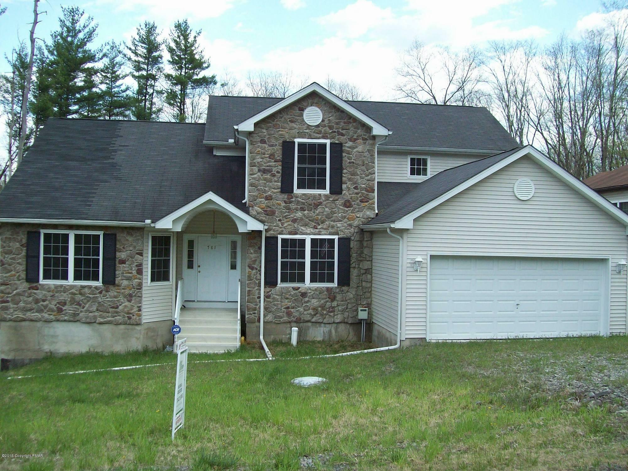 Property Photo:  781 Wedgewood Lakes Drive  PA 18360 