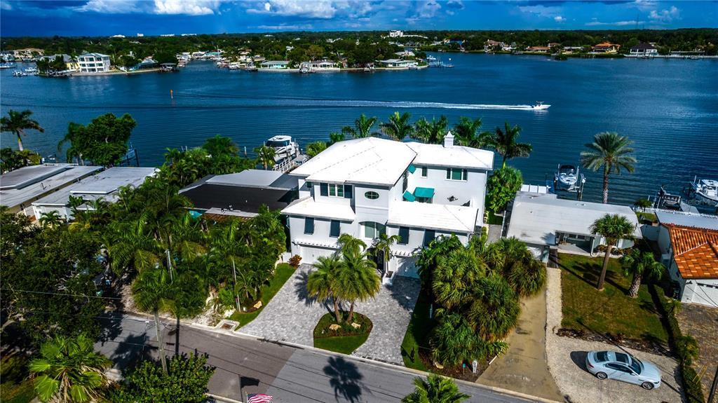 Property Photo:  524 20th Avenue  FL 33785 